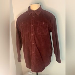 L.L. Bean mens traditional fit lakewashed corduroy shirt red Maroon.  Size XL